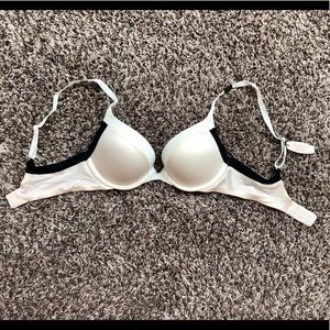 Plunge bra 32C